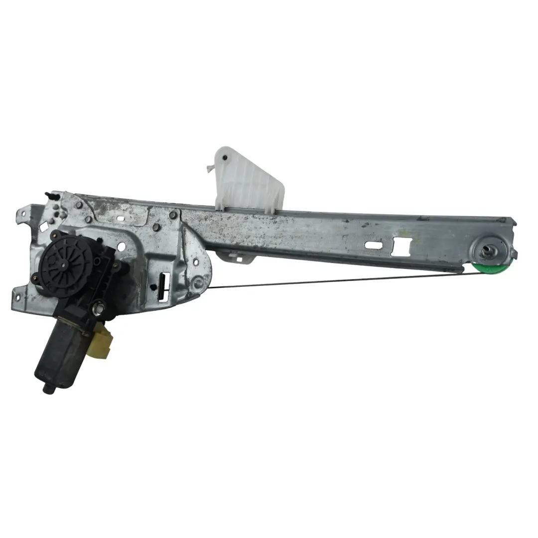 C450 Silnik Podnośnika Szyby Przedni Prawy do Smart Fortwo o numerze Q0002702V003000000 Smart Fortwo C450 Silnik Podnośnika Szyby Przedni Prawy - SKU Q0002702V003000000 - Numer Części Q0002702V003000000
