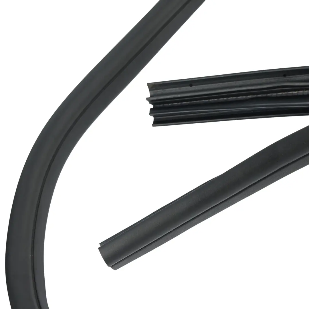 Mk3 Door Seal Rubber Gasket Rear Left Right N/O/S BM51-A20782-BC to Ford Focus with Part number 1869692 Ford Focus Mk3 Door Seal Rubber Gasket Rear Left Right N/O/S BM51-A20782-BC - SKU 1869692 - Part number 1869692