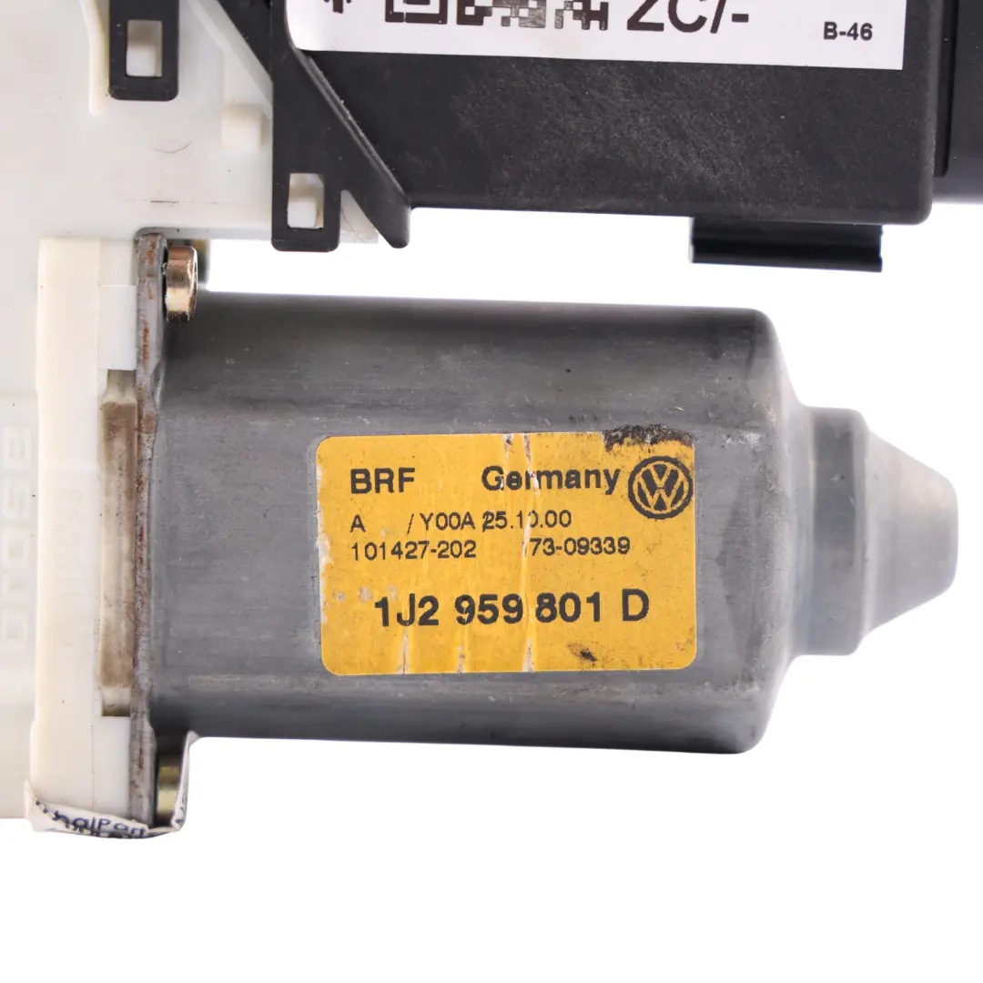 Mk4 Window Lifter Motor Front Left N/S Electric to Volkswagen Golf with Part number 1J2959801D Volkswagen Golf Mk4 Window Lifter Motor Front Left N/S Electric - SKU RHD-1J2959801D - Part number 1J2959801D