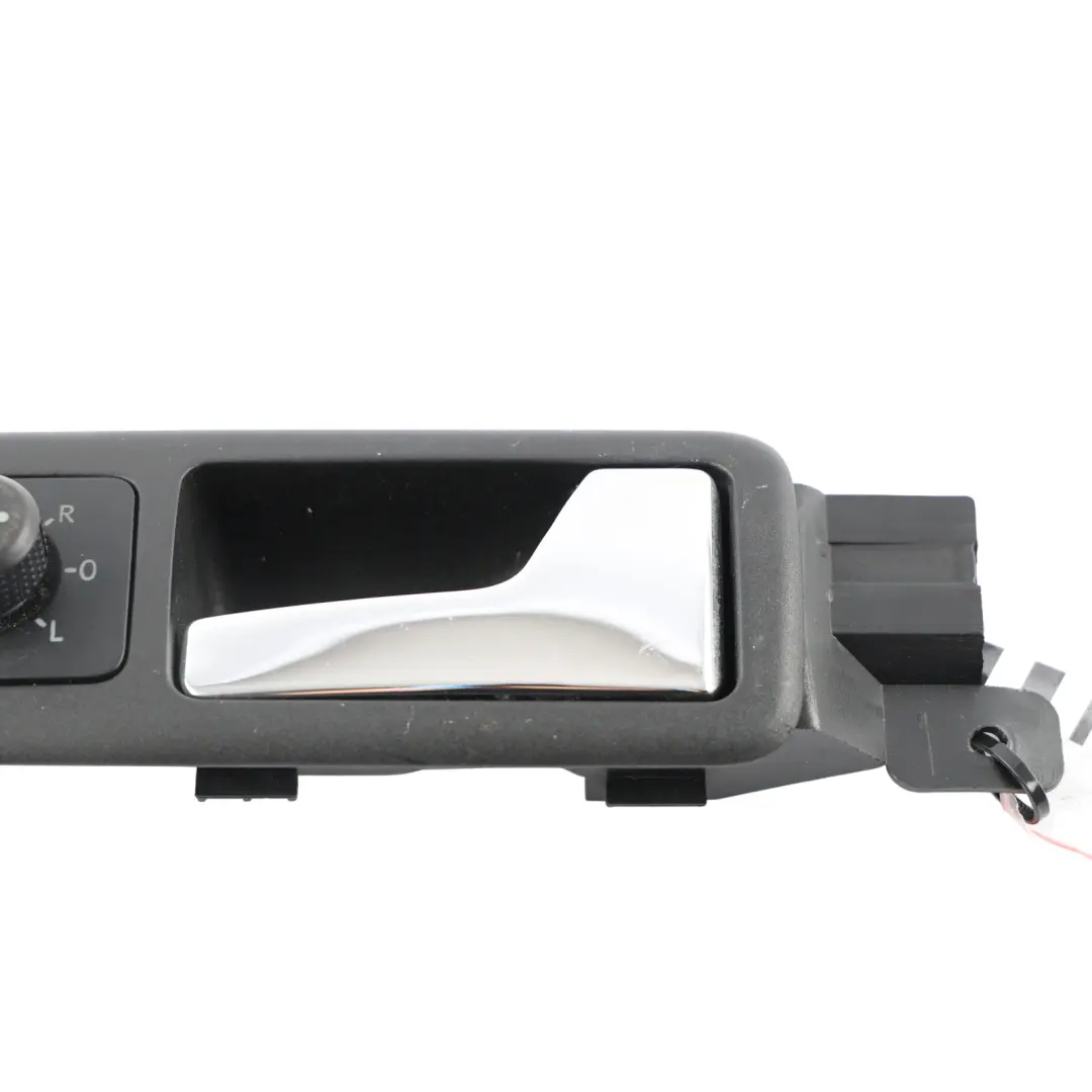 Interior Door Handle Actuator Front Right O/S to Volkswagen Golf Gti 1J with Part number 3B2837114H Volkswagen Golf Gti 1J Interior Door Handle Actuator Front Right O/S - SKU RHD-3B2837114H - Part number 3B2837114H