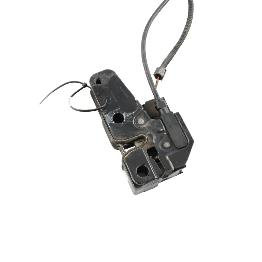 Bonnet Lock Mechanism Latch Catch to Seat Altea XL with Part number 5P2823509D Seat Altea XL Bonnet Lock Mechanism Latch Catch - SKU RHD-5P2823509D - Part number 5P2823509D