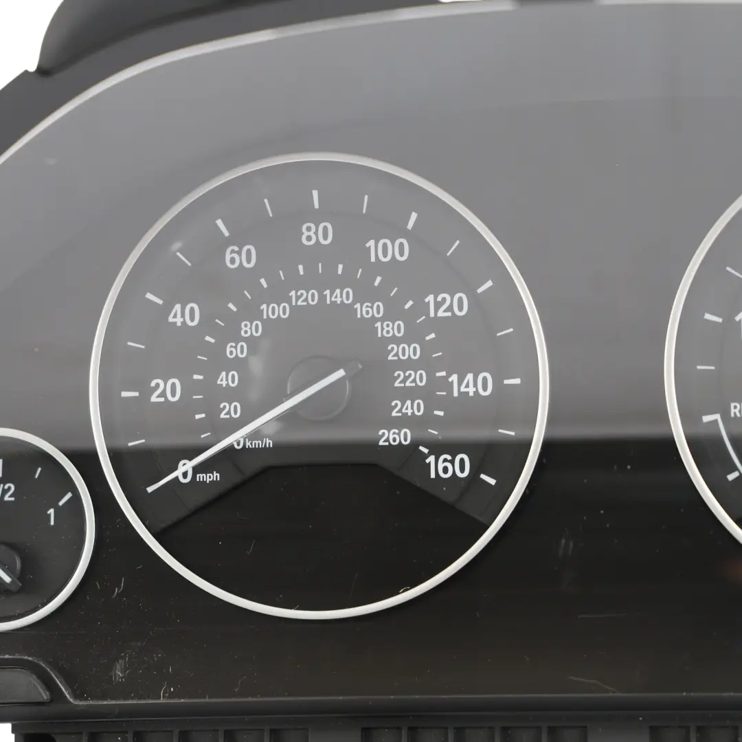 Instrument Cluster Speedometer Speedo Clocks Petrol Automatic to BMW F30 with Part number 6847231 BMW F30 Instrument Cluster Speedometer Speedo Clocks Petrol Automatic - SKU RHD-6847231 - Part number 6847231