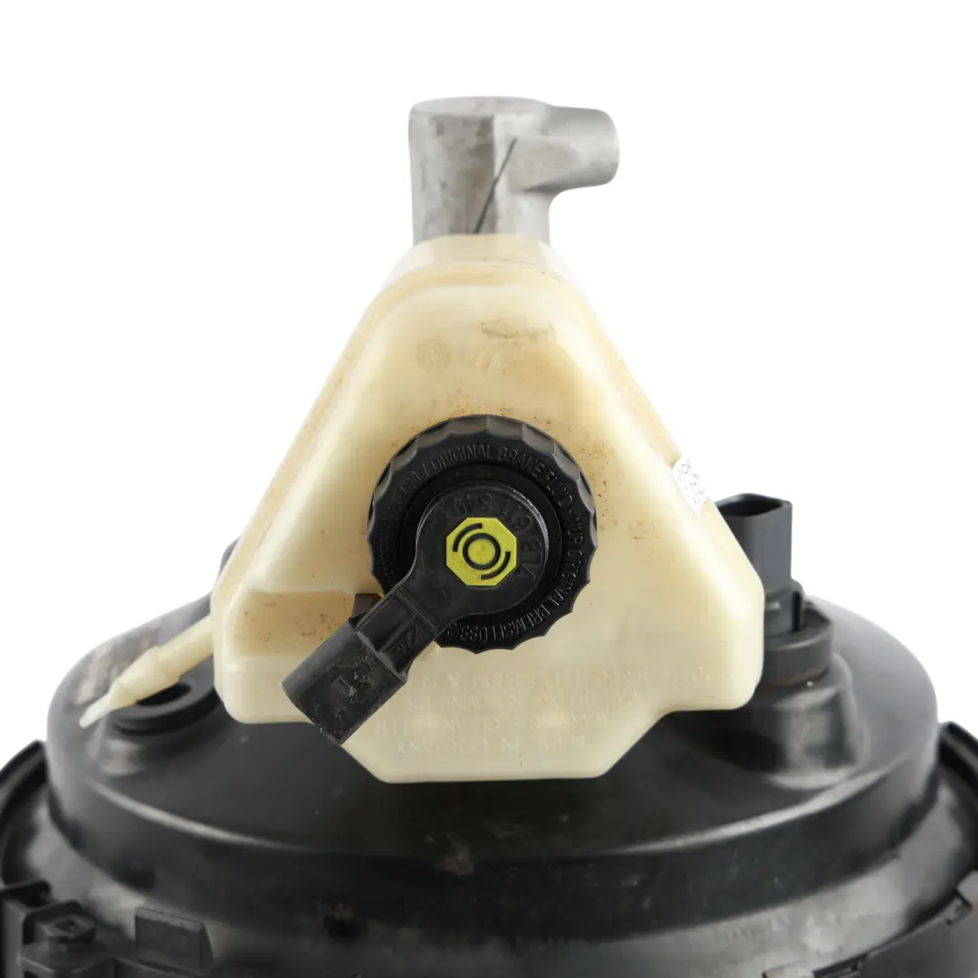 Brake Servo Booster Master Cylinder 3.0 TDI Diesel to Audi Q7 4L with Part number 7L8612101A Audi Q7 4L Brake Servo Booster Master Cylinder 3.0 TDI Diesel - SKU RHD-7L8612101A - Part number 7L8612101A