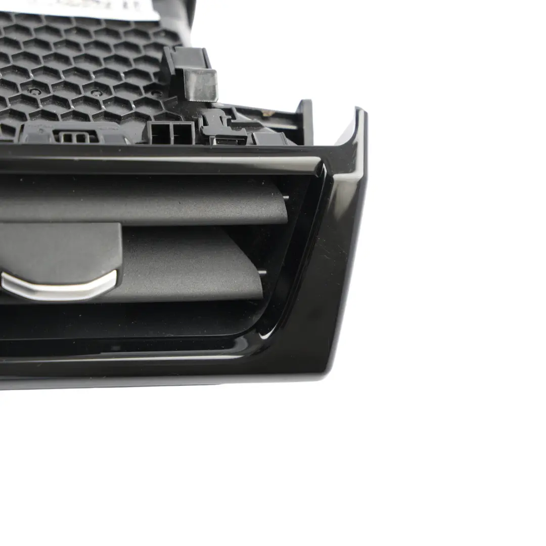 Dashboard Air Vent Right O/S to Range Rover Discovery Sport L550 with Part number K8D2-018B08-D Range Rover Discovery Sport L550 Dashboard Air Vent Right O/S - SKU RHD-K8D2-018B08-D - Part number K8D2-018B08-D