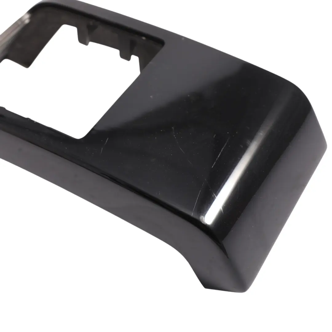 Front Dashboard Air Vent Surround Left N/S Black AH42-04395-BA to Range Rover L322 with Part number LR018551 Range Rover L322 Front Dashboard Air Vent Surround Left N/S Black AH42-04395-BA - SKU RHD-LR018551 - Part number LR018551