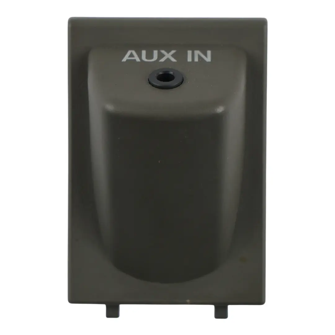 MK4 Prise Connecteur AUX IN UC0R66DFX pour Ford Ranger à propos du numéro de pièce UC0R-66DFX Ford Ranger MK4 Prise Connecteur AUX IN UC0R66DFX - SKU UC0R-66DFX - Numéro de pièce UC0R-66DFX