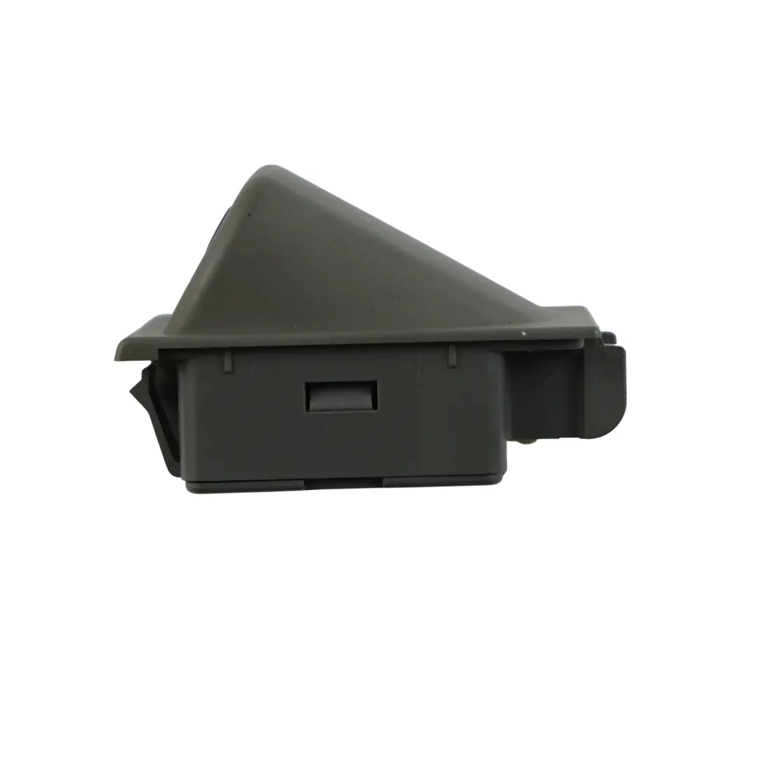 MK4 Prise Connecteur AUX IN UC0R66DFX pour Ford Ranger à propos du numéro de pièce UC0R-66DFX Ford Ranger MK4 Prise Connecteur AUX IN UC0R66DFX - SKU UC0R-66DFX - Numéro de pièce UC0R-66DFX