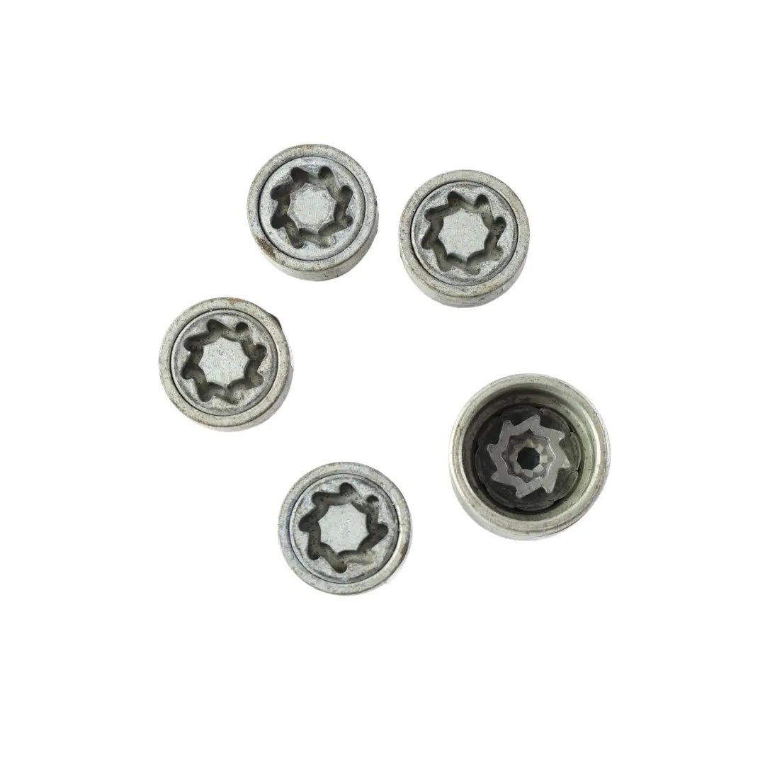 Set Dadi Bulloni Antifurto per Volkswagen Golf Mk7 Passat B6 con numero di parte WHT001814B Volkswagen Golf Mk7 Passat B6 Set Dadi Bulloni Antifurto - SKU WHT001814B - Numero di parte WHT001814B