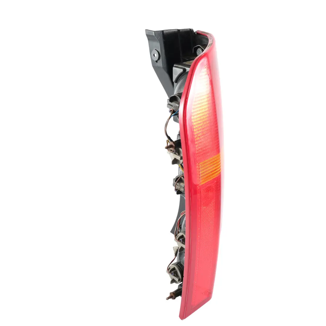 Land Rover Discovery 3 L319 Luce Fanale Posteriore Sinistro - SKU XFB000573-1 - Numero di parte XFB000573
