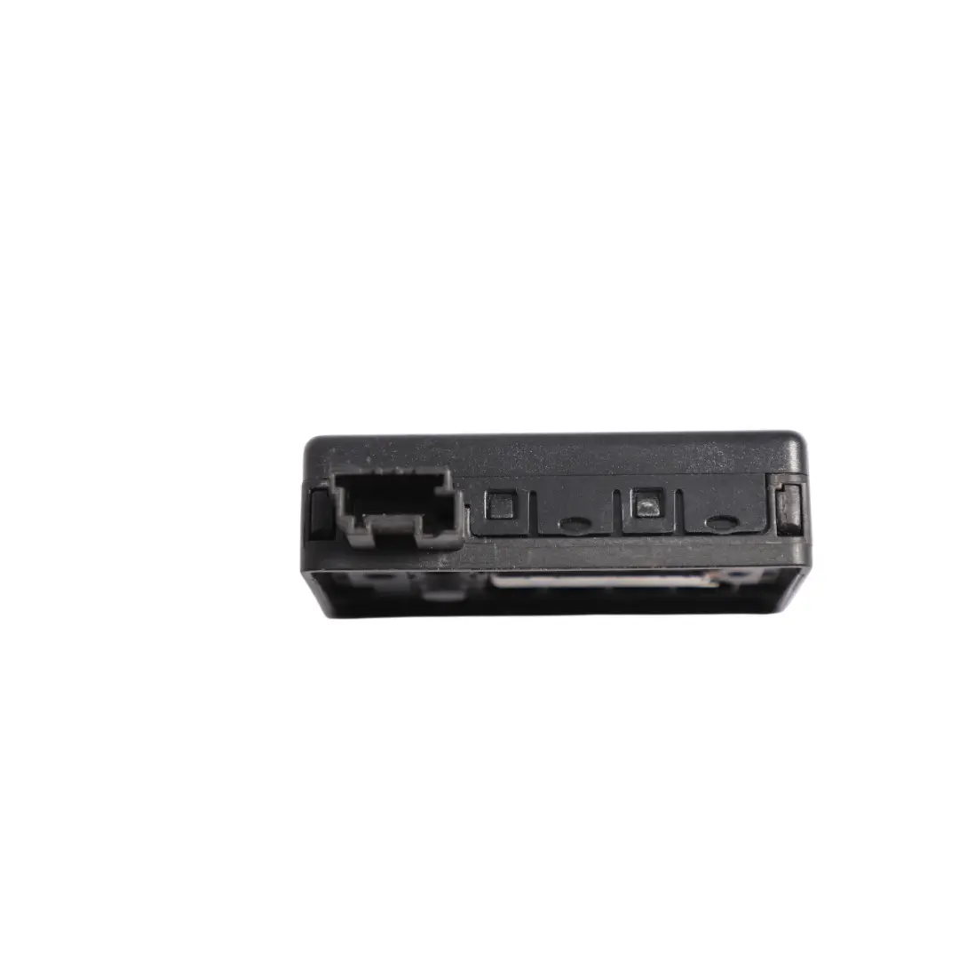 Windscreen Rain Sensor to Land Rover Discovery 3 L318 with Part number YDB500290 Land Rover Discovery 3 L318 Windscreen Rain Sensor - SKU YDB-500290 - Part number YDB500290