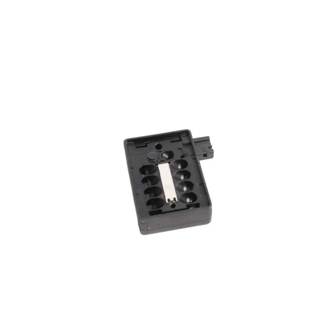 Windscreen Rain Sensor to Land Rover Discovery 3 L318 with Part number YDB500290 Land Rover Discovery 3 L318 Windscreen Rain Sensor - SKU YDB-500290 - Part number YDB500290