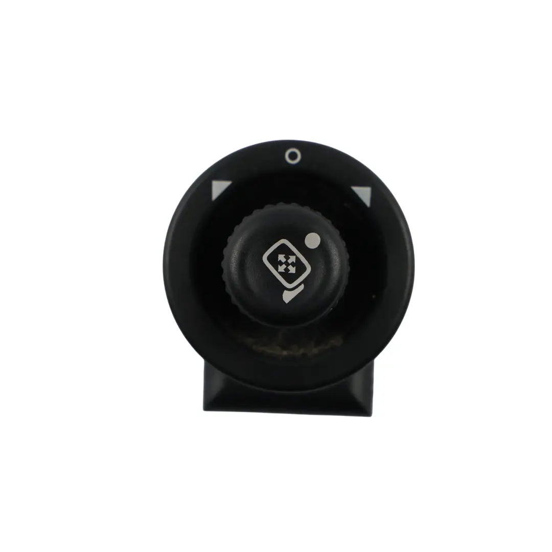 Wing Mirror Adjuster Regulator Switch Knob to Land Rover Discovery 3 L319 with Part number YUF500010 Land Rover Discovery 3 L319 Wing Mirror Adjuster Regulator Switch Knob - SKU YUF500010 - Part number YUF500010