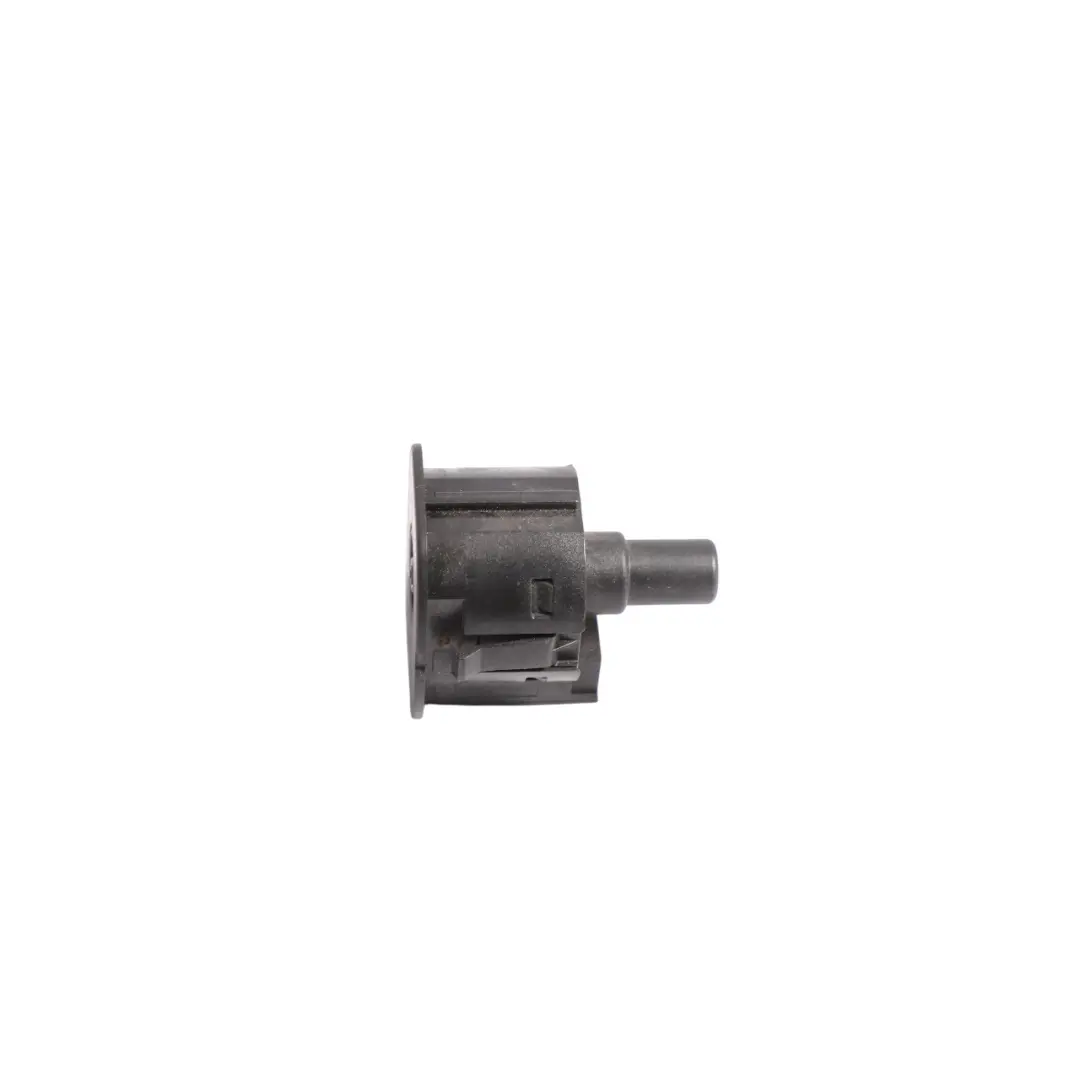 Land Rover Discovery 4 L319 Passenger Air Module Switch - SKU YWL5-00050-PVJ - Part number YWL5-00050-PVJ