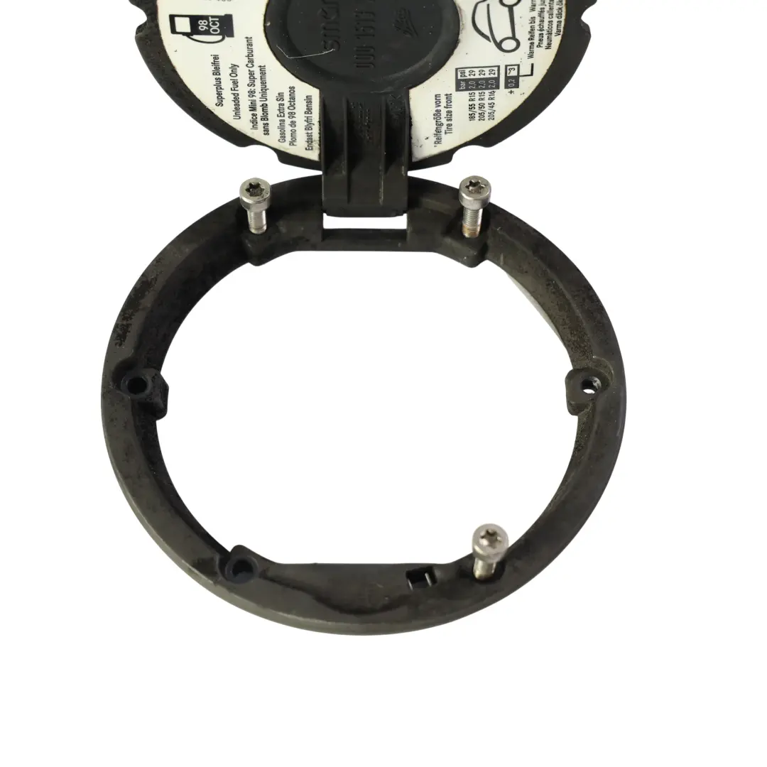 Sportello Tappo Serbatoio Carburante per Smart Fortwo City Roadster 452 con numero di parte 0001513V010 Smart Fortwo City Roadster 452 Sportello Tappo Serbatoio Carburante - SKU 0001513V010 - Numero di parte 0001513V010