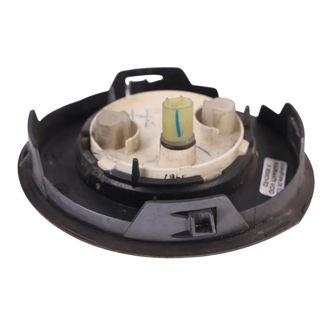 Pannello Laterale Destro Grigio Argento Metallizzato A08 7033066 per BMW Z4 E85 con numero di parte 0030964 BMW Z4 E85 Pannello Laterale Destro Grigio Argento Metallizzato A08 7033066 - SKU 0030964-SBG - Numero di parte 0030964