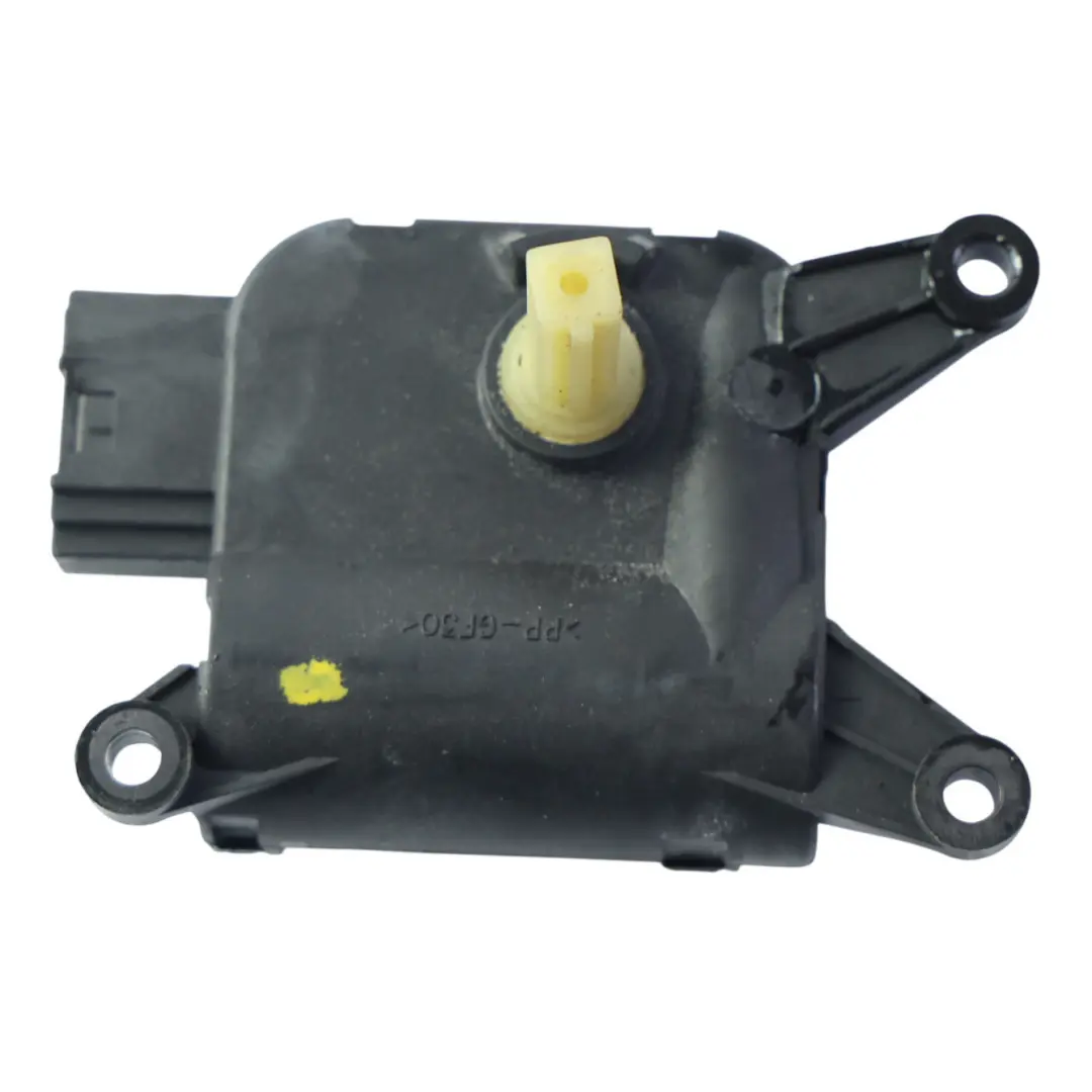 Actuador Motor Paso a Paso Calefacción para Mercedes Sprinter VW Crafter con número de pieza 0132801375 Mercedes Sprinter VW Crafter Actuador Motor Paso a Paso Calefacción - SKU 0132801375 - Número de pieza 0132801375