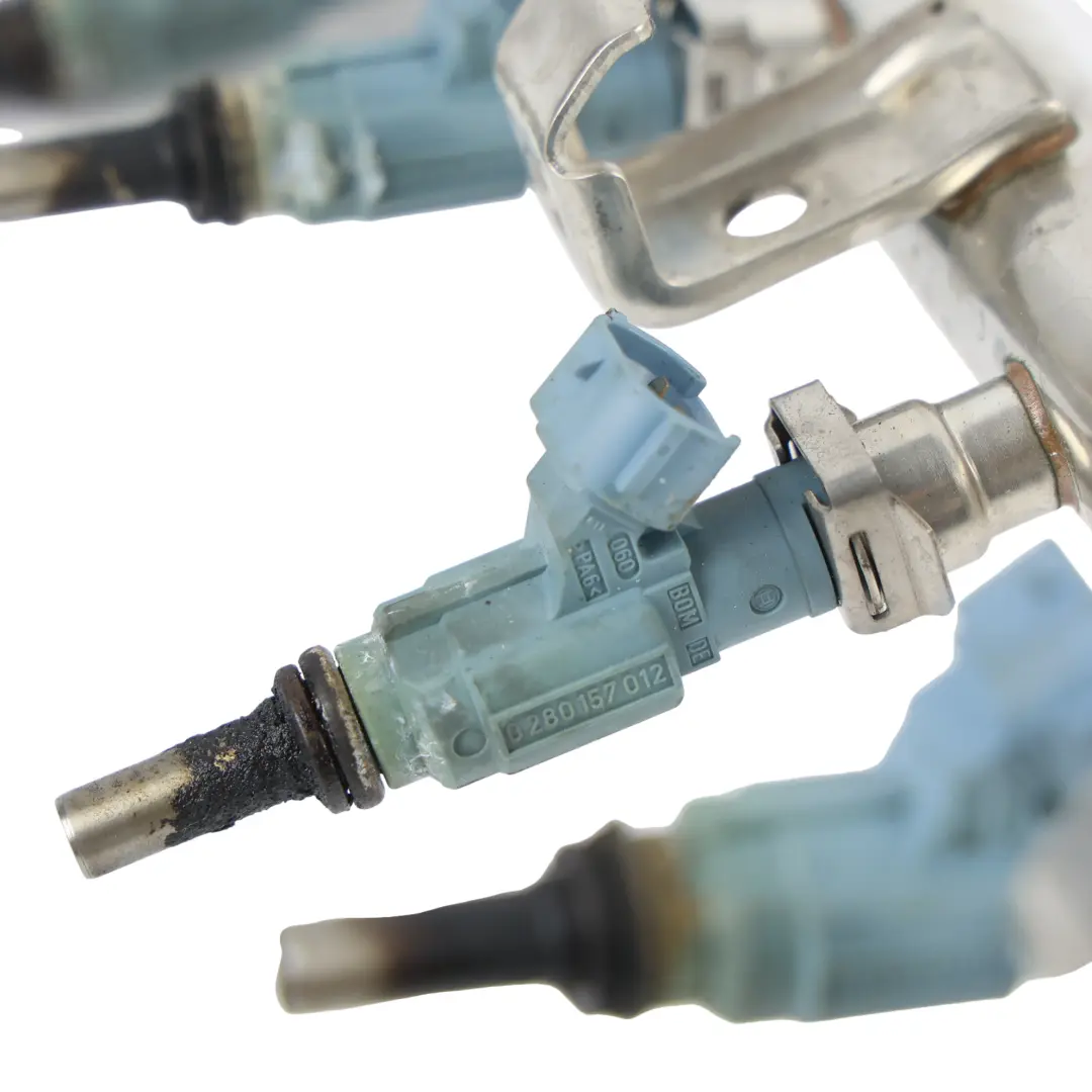 7L Porsche Cayenne 9PA Fuel Rail Line Injectors 3.2 V6 022133315J to VW Touareg with Part number 022133317J VW Touareg 7L Porsche Cayenne 9PA Fuel Rail Line Injectors 3.2 V6 022133315J - SKU 022133317J-1 - Part number 022133317J