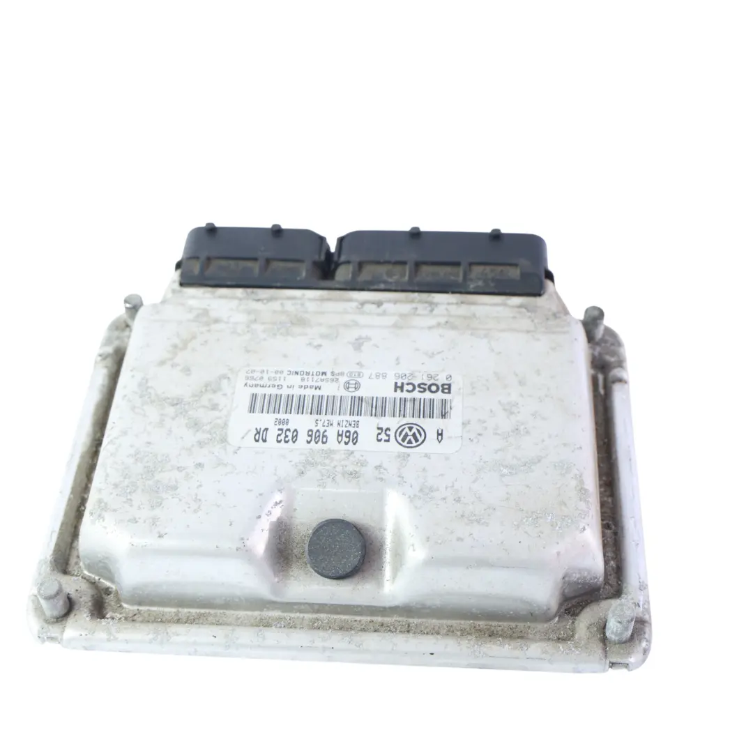 Mk4 1.8 T AUM 150HP Komputer Silnika ECU do Volkswagen Golf GTI o numerze 06A906032DR Volkswagen Golf GTI Mk4 1.8 T AUM 150HP Komputer Silnika ECU - SKU 06A906032DR-1 - Numer Części 06A906032DR
