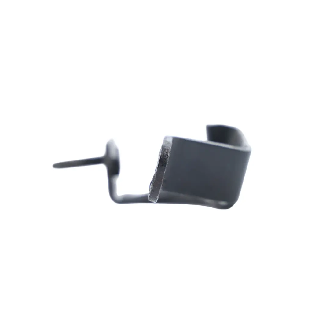 1K Soporte Bracket Enfriador Aceite Motor para Volkswagen Golf GTI con número de pieza 06D121521C Volkswagen Golf GTI 1K Soporte Bracket Enfriador Aceite Motor - SKU 06D121521C - Número de pieza 06D121521C