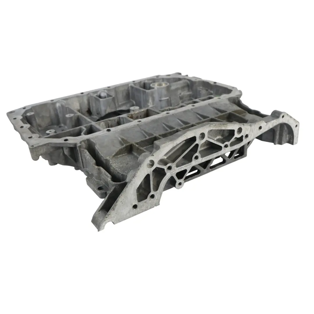 Supporto Coppa Olio Motore 3.2 FSI Quattro BPK per Audi A8 D3 con numero di parte 06E103601N Audi A8 D3 Supporto Coppa Olio Motore 3.2 FSI Quattro BPK - SKU 06E103601N - Numero di parte 06E103601N