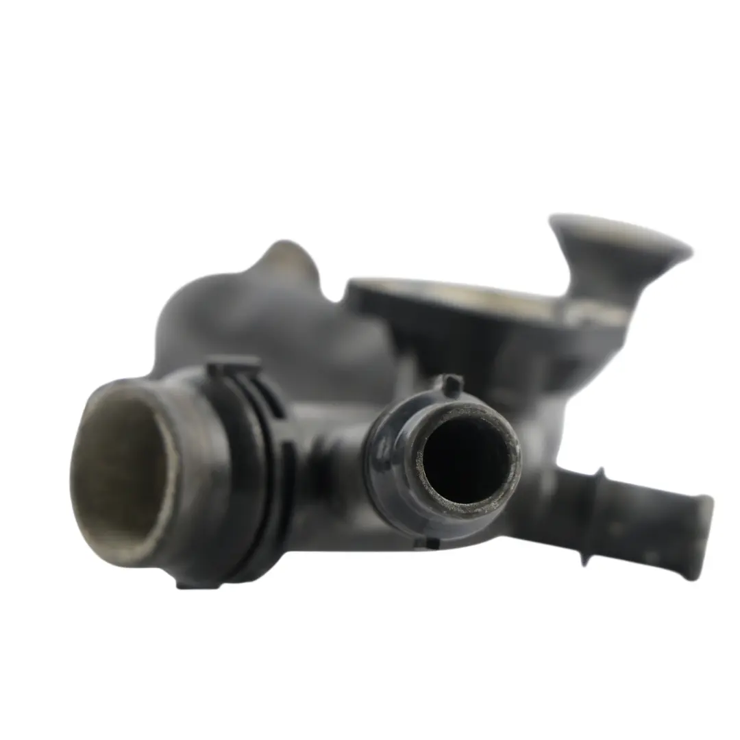 Audi A4 B7 Wasserschlauch Kühler Kühlmittel Rohr Leitung 3.2 TFSI - SKU 06E121045E - Teilenummer 06E121045E