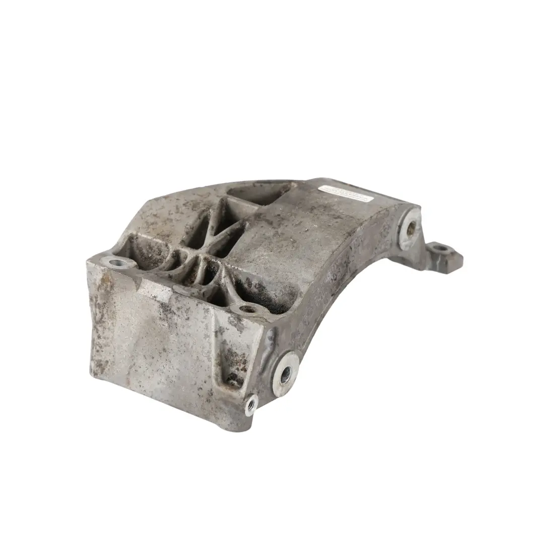 Audi A8 D3 Soporte Montaje Alternador 3.2 Gasolina - SKU 06E903143B - Número de pieza 06E903143B