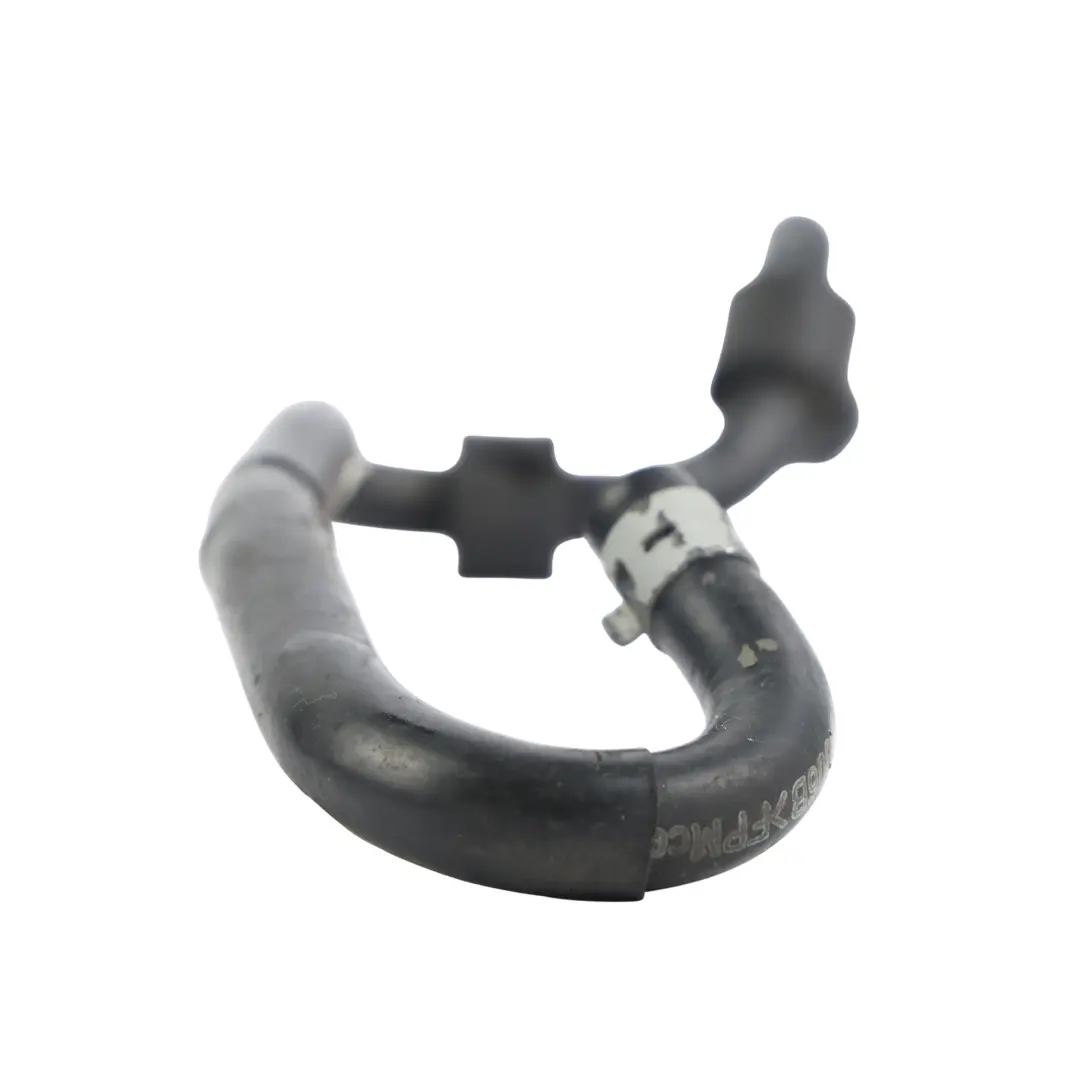 Tubo Carburante Iniettore 2.0 TFSI per Porsche Macan 95B Audi A6 C7 con numero di parte 06L133986N Porsche Macan 95B Audi A6 C7 Tubo Carburante Iniettore 2.0 TFSI - SKU 06L133986N - Numero di parte 06L133986N