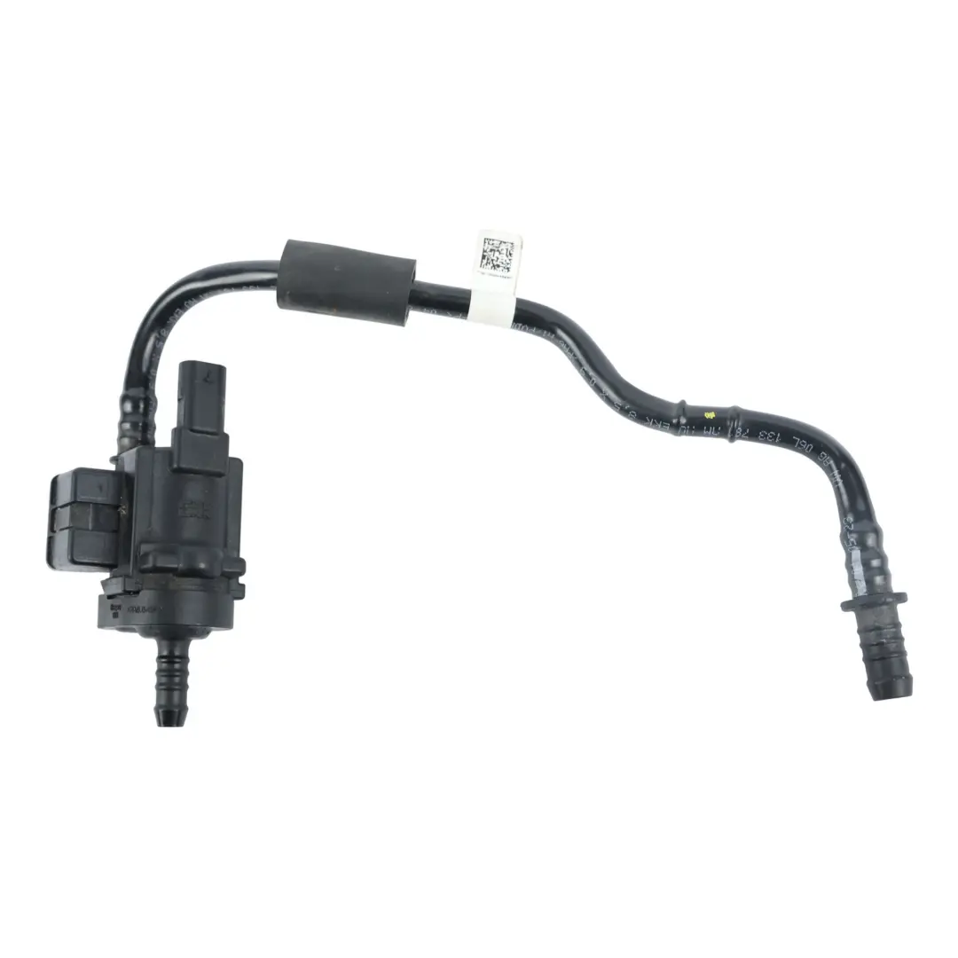 Verbindungsrohr Mit AKF Ventil 2.0 TFSI für Audi A4 B9 A6 C8 mit Teilenummer 06L133781AM Audi A4 B9 A6 C8 Verbindungsrohr Mit AKF Ventil 2.0 TFSI - SKU 06L133781AM - Teilenummer 06L133781AM