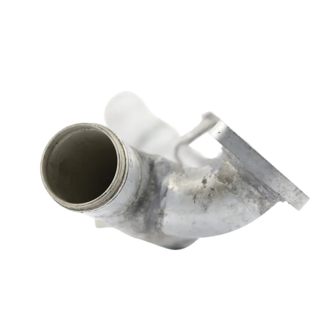 Radiator Coolant Hose Pipe Line A to Audi RS4 B7 with Part number 079121071BB Audi RS4 B7 Radiator Coolant Hose Pipe Line A - SKU 079121071BB - Part number 079121071BB