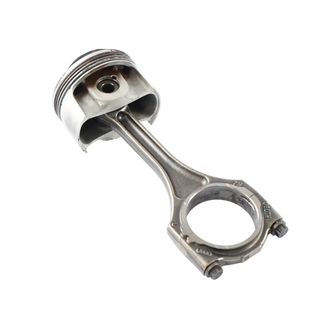 Pistone Con Biella 4.2 FSI CFSA Benzina R079C per Audi RS4 B8 con numero di parte 07L198401D Audi RS4 B8 Pistone Con Biella 4.2 FSI CFSA Benzina R079C - SKU 07L198401D - Numero di parte 07L198401D