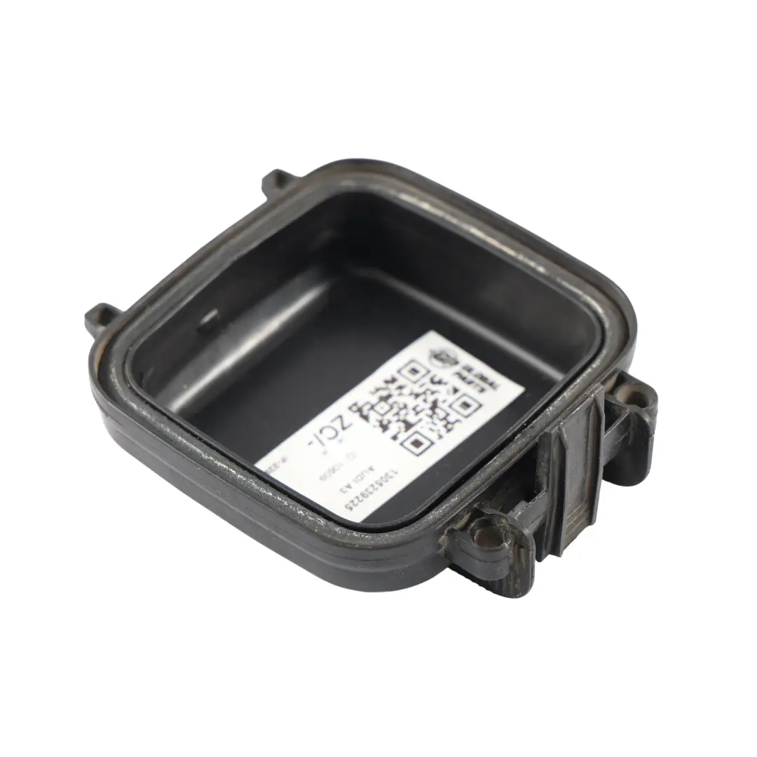 Audi A3 8P Tapa Protectora Polvo Bombilla Faro Trasera Plástico - SKU 1305239225 - Número de pieza 1305239225