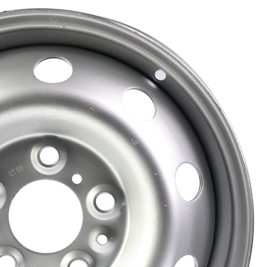 Mk3 Felga Stalowa Srebrna 16" 6J do Fiat Ducato Peugeot Boxer o numerze 1395240080 Fiat Ducato Peugeot Boxer Mk3 Felga Stalowa Srebrna 16" 6J - SKU 1395240080 - Numer Części 1395240080