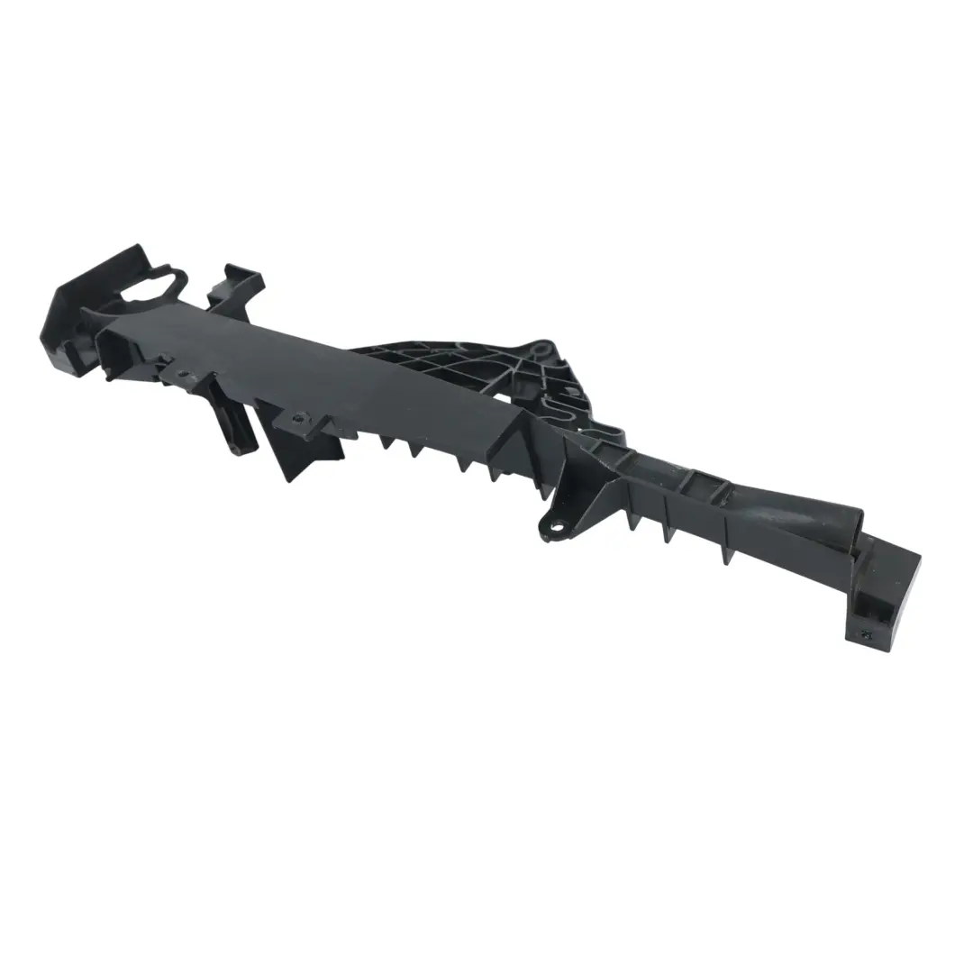 C394 Copertura Serratura Porta Staffa Anteriore Destra 3M51-R21978-AC per Ford Kuga con numero di parte 1469118 Ford Kuga C394 Copertura Serratura Porta Staffa Anteriore Destra 3M51-R21978-AC - SKU 1469118 - Numero di parte 1469118