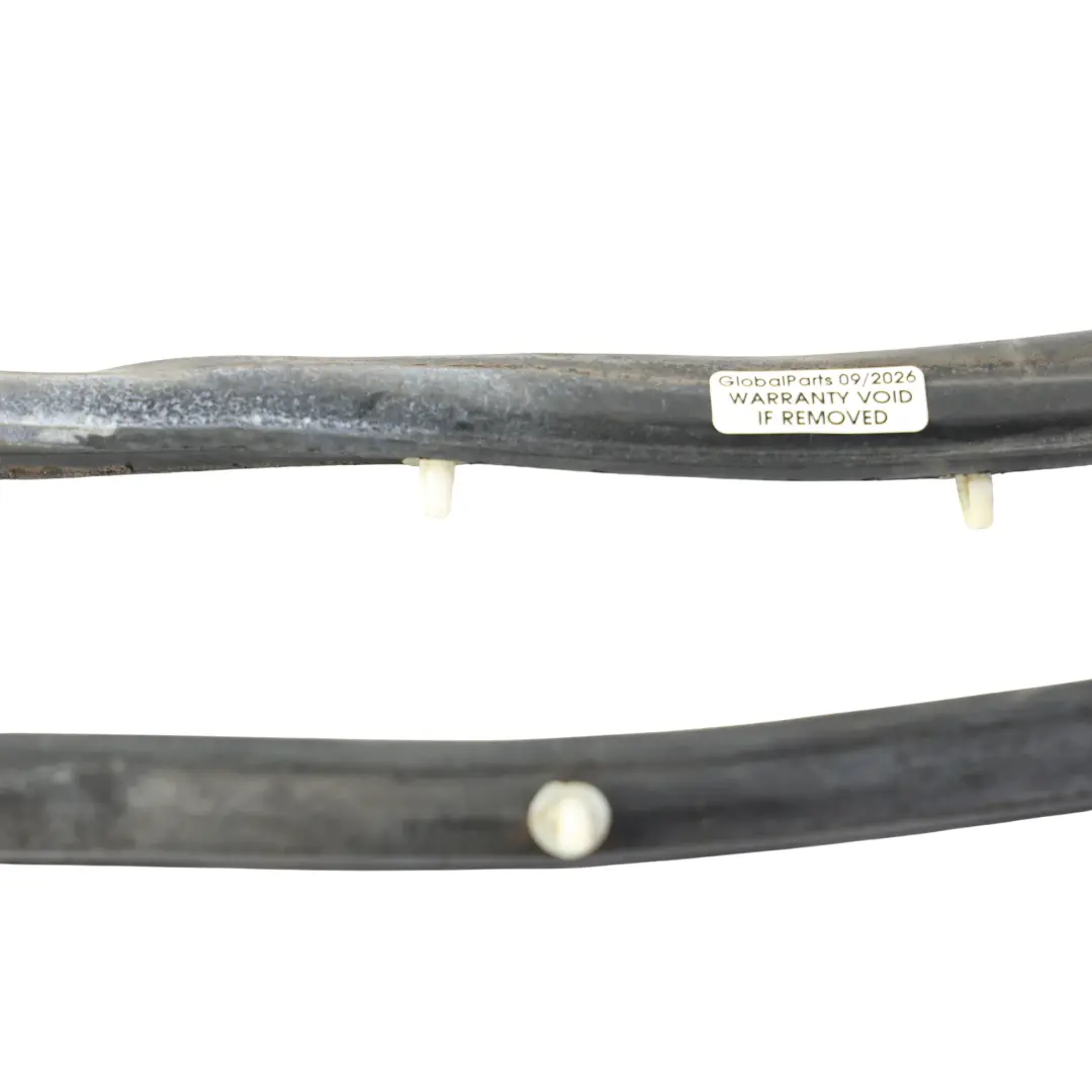 Ford Fiesta MK5 Joint Étanchéité Porte Avant Droit 2S51-B20708-AF - SKU 1482175 - Numéro de pièce 1482175