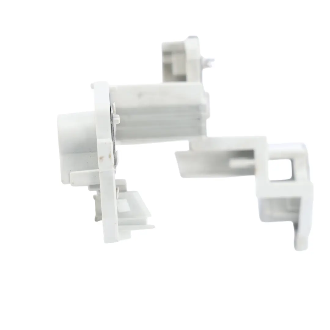 Ford Fiesta Mk7 Douille Ampoule Feu Arrière Droite - SKU 1513156 - Numéro de pièce 1513156