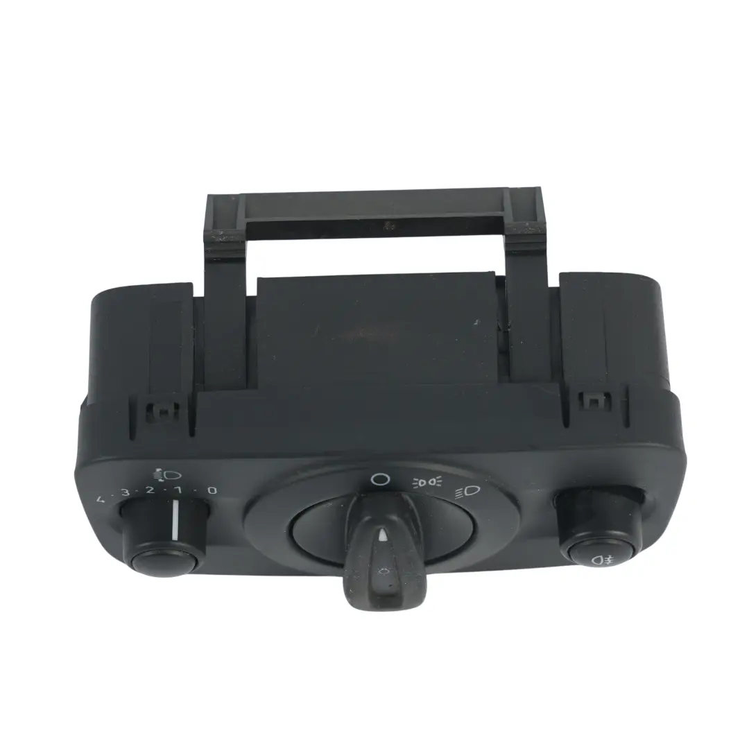 Interruptor Control Luces Faros 8A6T-13A024-AB para Ford Fiesta Mk7 con número de pieza 1515201 Ford Fiesta Mk7 Interruptor Control Luces Faros 8A6T-13A024-AB - SKU 1515201 - Número de pieza 1515201