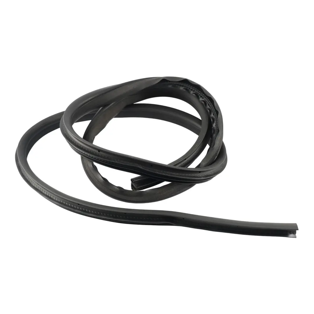Mk3 Door Seal Gasket Rubber Rear Left N/S to Ford Mondeo with Part number 1534688 Ford Mondeo Mk3 Door Seal Gasket Rubber Rear Left N/S - SKU 1534688 - Part number 1534688