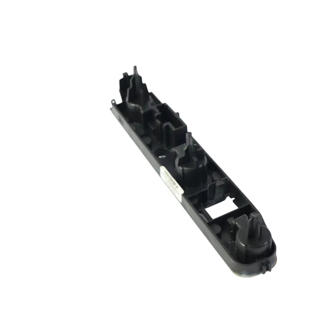 Citroën C4 Grand Picasso Portalampada Fanale Post. Sin. Des. - SKU 163847-00 - Numero di parte 163847-00