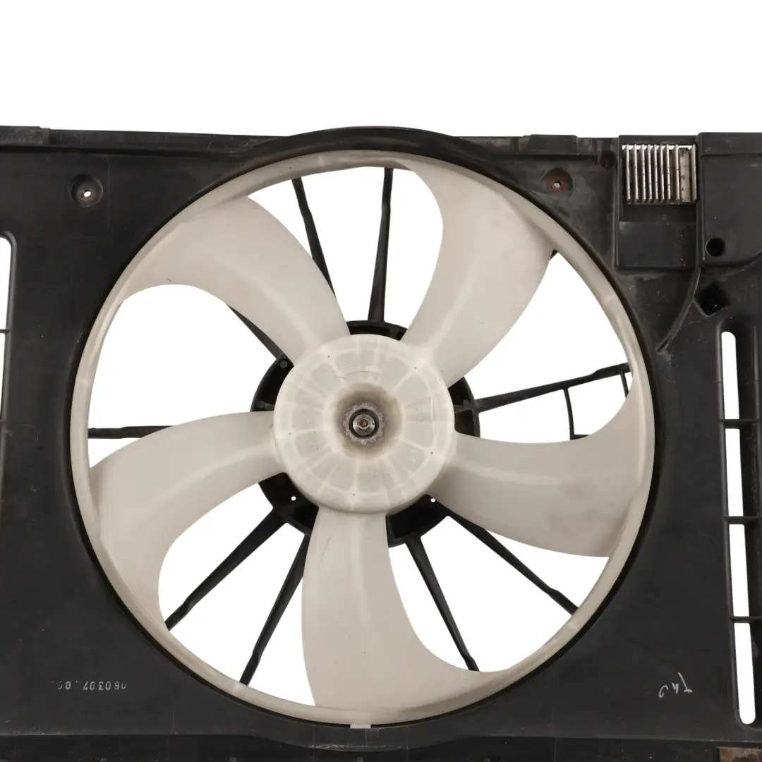 Fan Shroud Engine Cooling Fan Blades Motor to Toyota Auris E15 with Part number 167110D190 Toyota Auris E15 Fan Shroud Engine Cooling Fan Blades Motor - SKU 167110D190 - Part number 167110D190