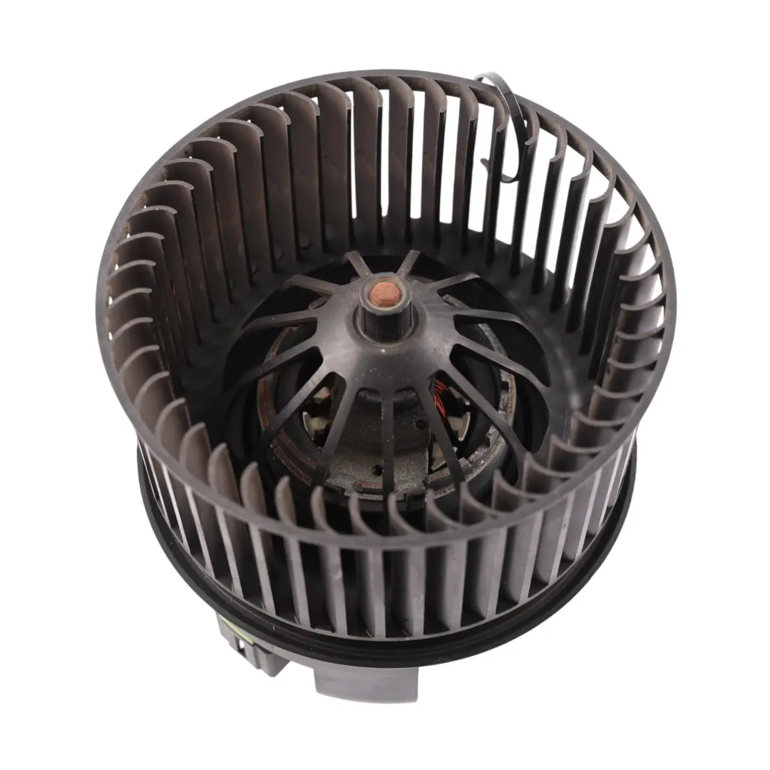 Mk2 Transit Connect Mk2 Heater Blower Fan Motor AV6N-18456-BA to Ford Kuga with Part number 1696007 Ford Kuga Mk2 Transit Connect Mk2 Heater Blower Fan Motor AV6N-18456-BA - SKU RHD-1696007 - Part number 1696007