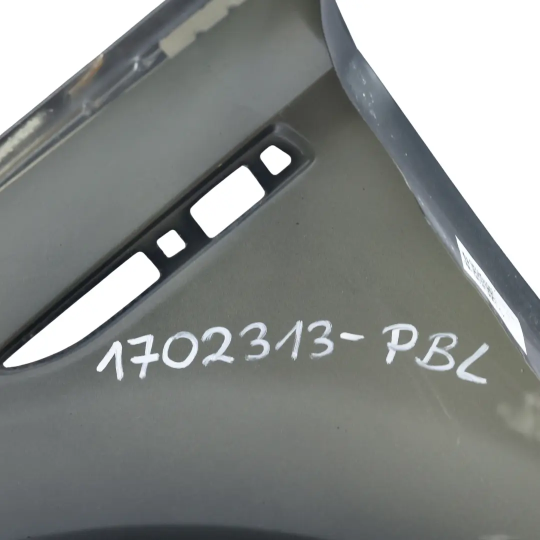 MK4 Parafango Anteriore Destro Panther Black Metallic D9 per Ford Mondeo con numero di parte 1702313 Ford Mondeo MK4 Parafango Anteriore Destro Panther Black Metallic D9 - SKU 1702313-PBL - Numero di parte 1702313