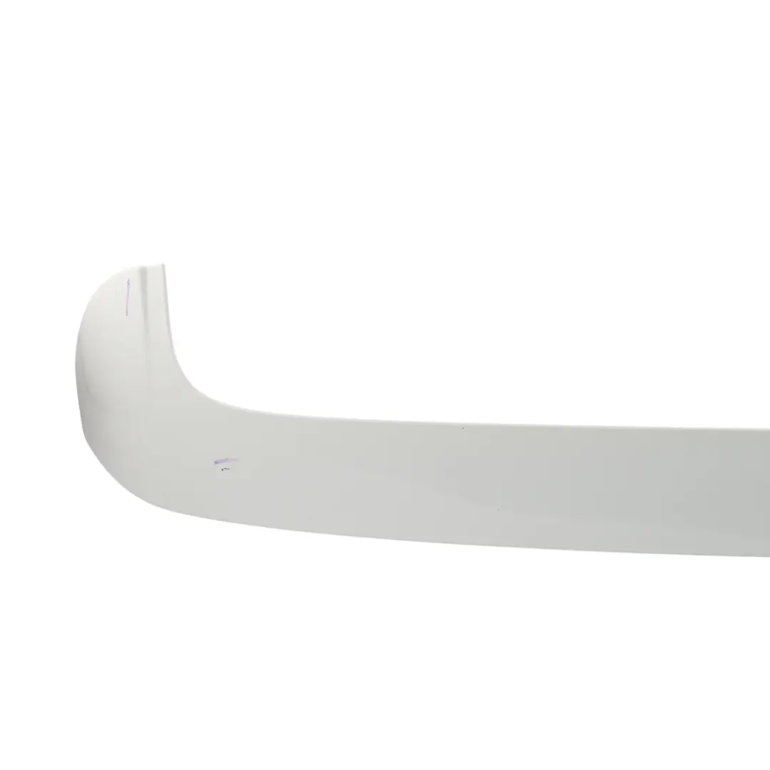 Spoiler Tylnej Klapy Bagażnika Biały Frozen White Z2 do Ford Fiesta Mk7 o numerze 1747630 Ford Fiesta Mk7 Spoiler Tylnej Klapy Bagażnika Biały Frozen White Z2 - SKU 1747630-FW - Numer Części 1747630