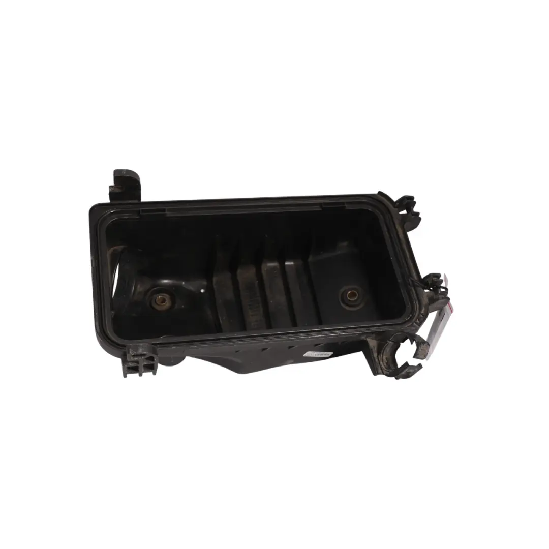 Filter Box Airbox Housing to Toyota Corolla E12 Air with Part number 177010D041 Toyota Corolla E12 Air Filter Box Airbox Housing - SKU 177010D041 - Part number 177010D041