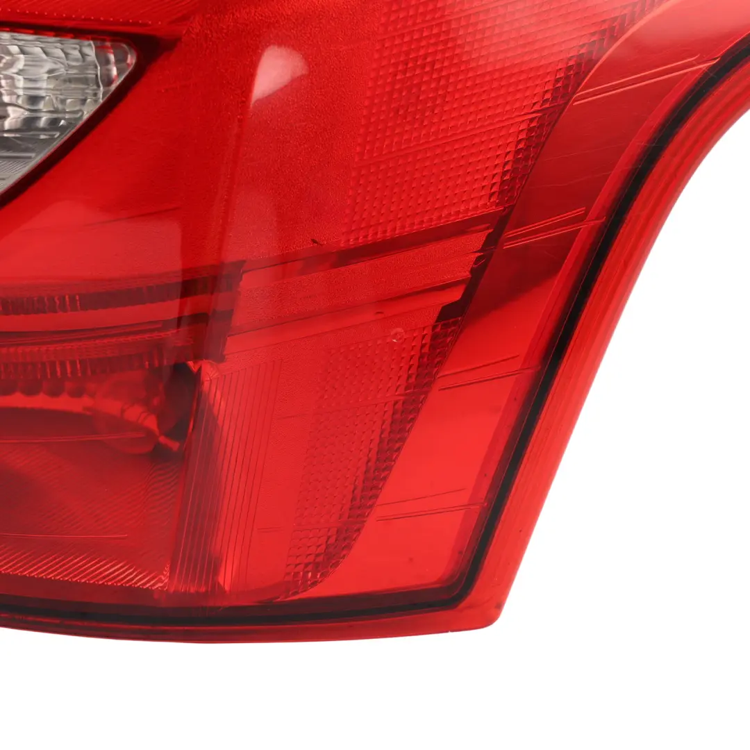 Mk3 Rear Tail Light Lamp Outer Right O/S to Ford Focus with Part number 1825319 Ford Focus Mk3 Rear Tail Light Lamp Outer Right O/S - SKU 1825319-1 - Part number 1825319