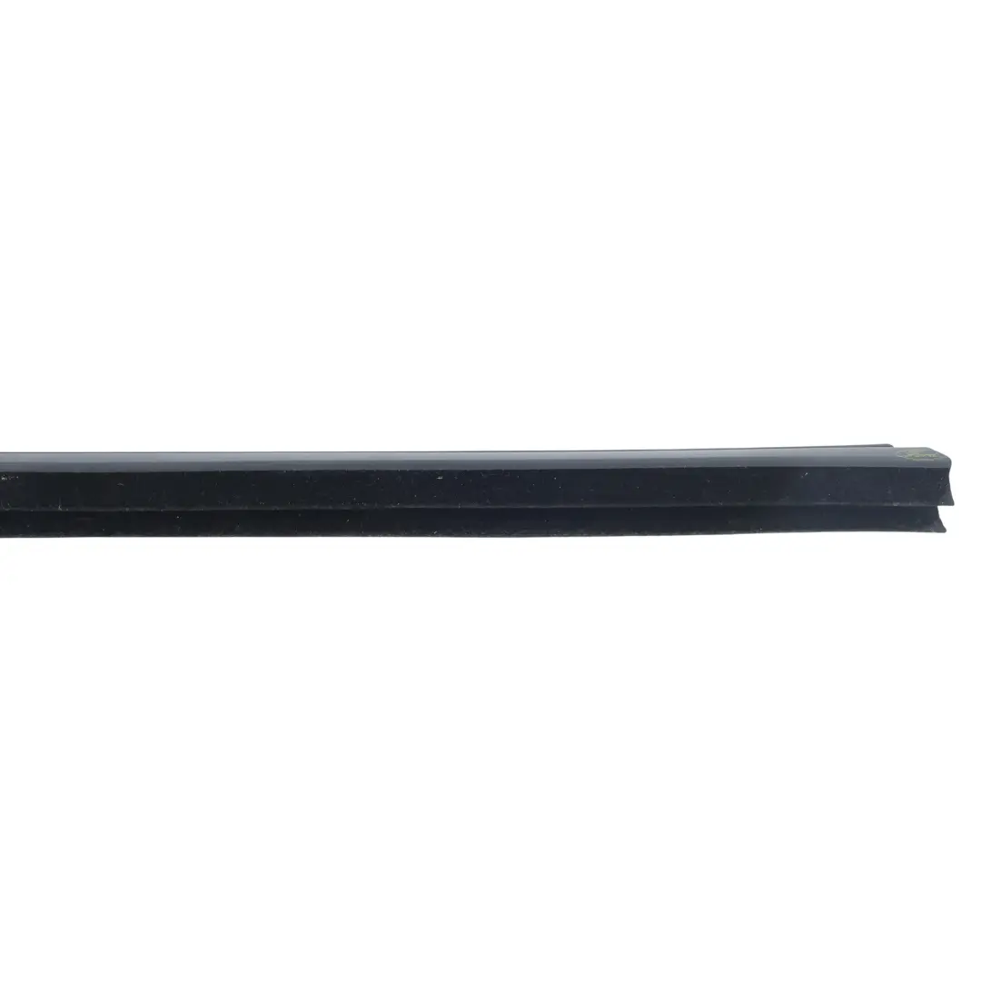 Junta Burlete Puerta Izquierda para Ford Transit Courier con número de pieza 1883259 Ford Transit Courier Junta Burlete Puerta Izquierda - SKU 1883259 - Número de pieza 1883259