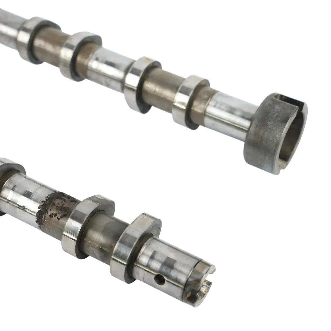Camshaft Inlet Exhaust Set 1.6 Ti IQJA 1537995 1888082 to Ford Fiesta Mk7 with Part number 1888079 Ford Fiesta Mk7 Camshaft Inlet Exhaust Set 1.6 Ti IQJA 1537995 1888082 - SKU 1888079-1888082 - Part number 1888079
