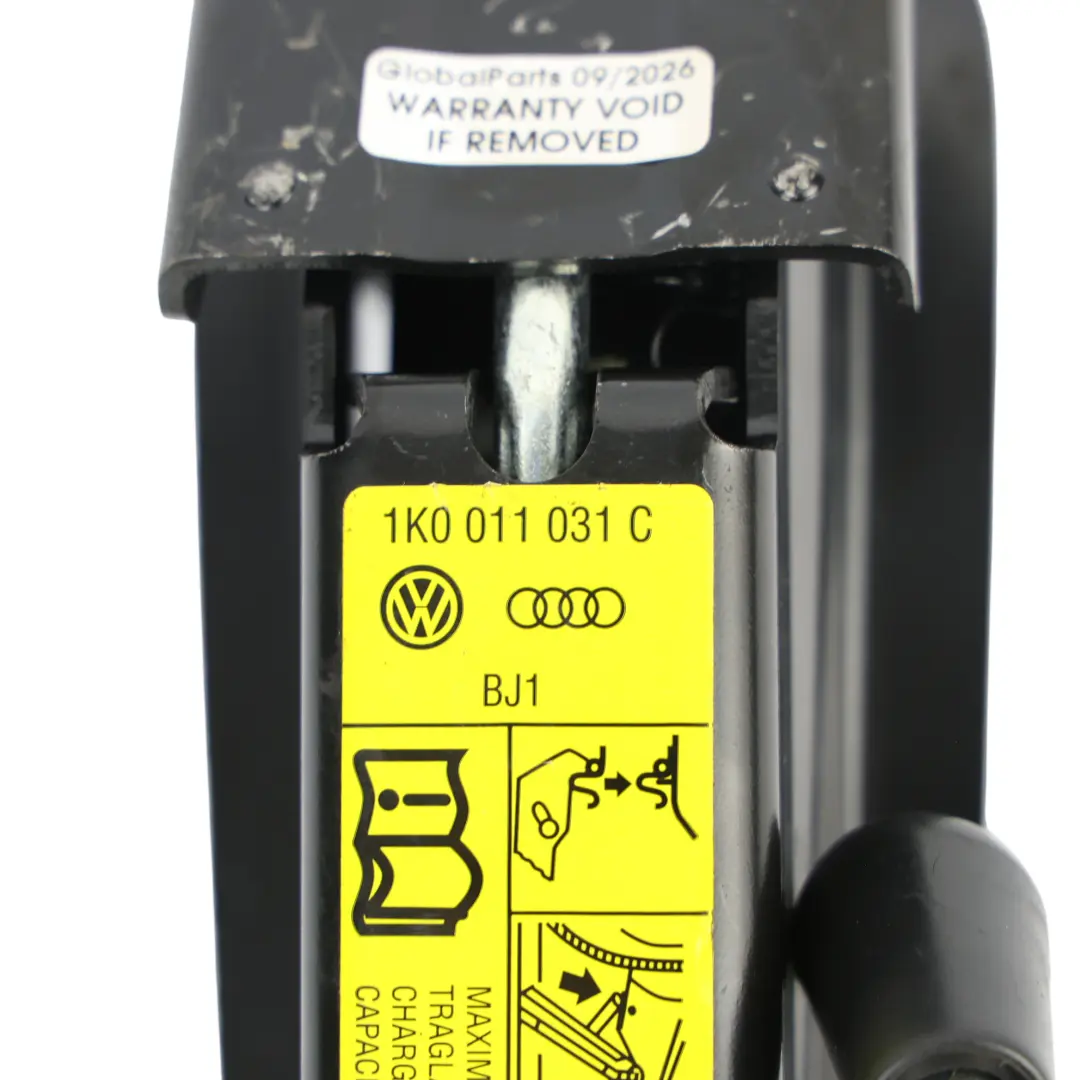 Kit Attrezzi Ruota Scorta Cric per Volkswagen Golf Variant AJ5 con numero di parte 1J0012115AF Volkswagen Golf Variant AJ5 Kit Attrezzi Ruota Scorta Cric - SKU 1J0012115AF - Numero di parte 1J0012115AF