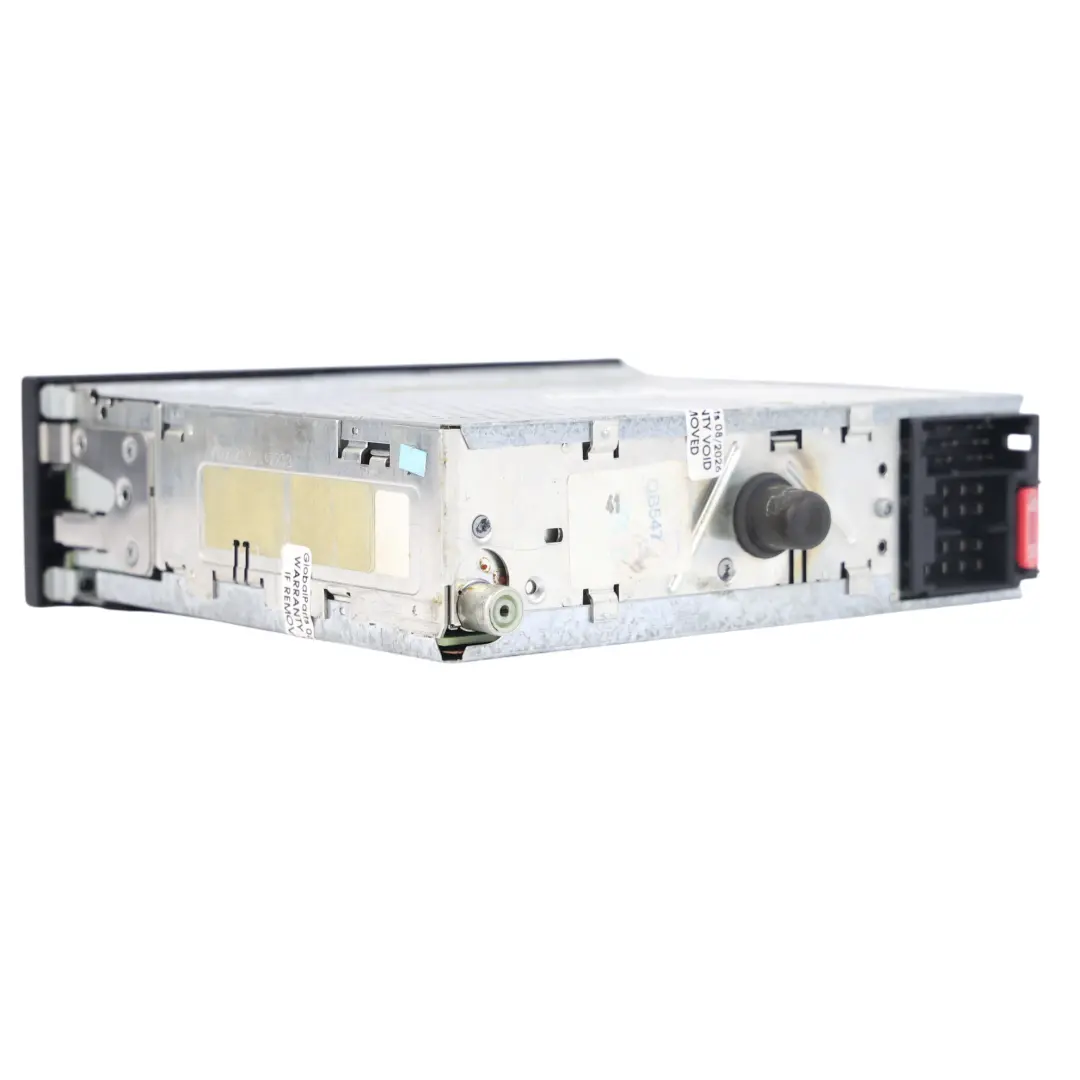 Mk4 Radio Cassette Audio Player Head Unit to VW Volkswagen Golf 1J with Part number 1J0035186E VW Volkswagen Golf 1J Mk4 Radio Cassette Audio Player Head Unit - SKU 1J0035186E - Part number 1J0035186E