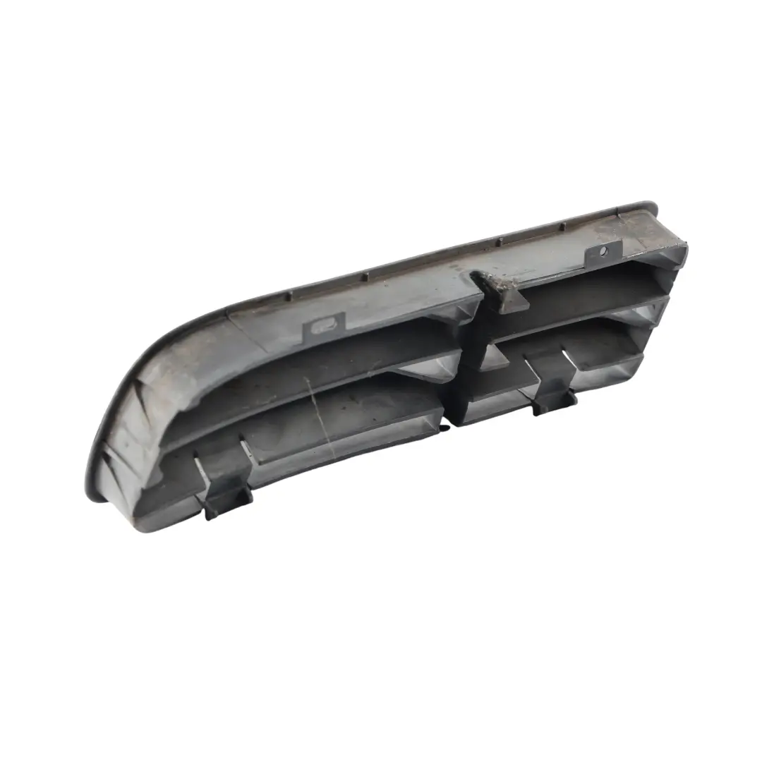 Volkswagen Golf MK4 Kratka Zderzaka Przedniego Prawa - SKU 1J0853666E - Numer Części 1J0853666E