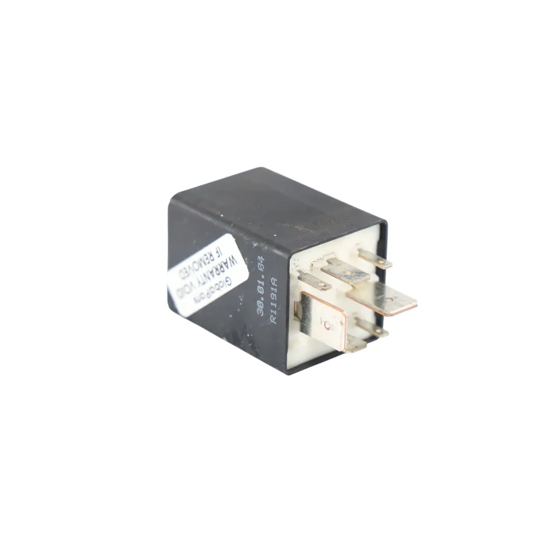 8N Mk1 A3 8L Octavia Relè Pompa Carburante 12V 40A per Volkswagen TT con numero di parte 1J0906383C Volkswagen TT 8N Mk1 A3 8L Octavia Relè Pompa Carburante 12V 40A - SKU 1J0906383C - Numero di parte 1J0906383C